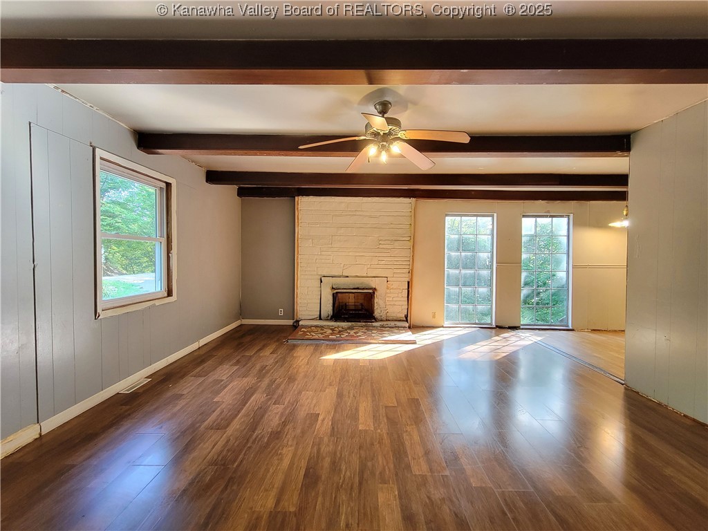 807 Honeysuckle Road Elkview, WV 25071 - Photo 2 of 27 Gallery Image 2