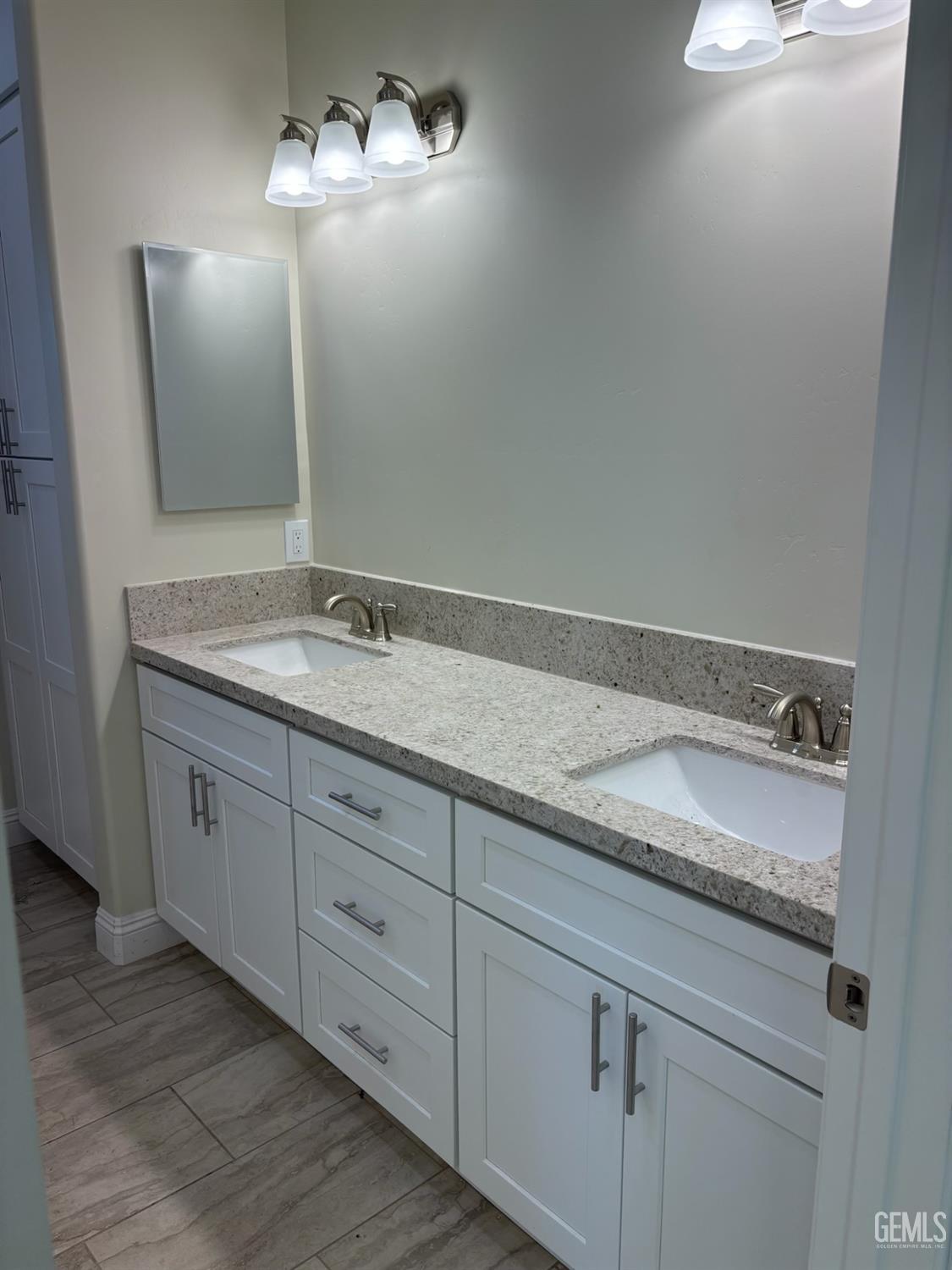 Undisclosed Address Tehachapi, CA 93561 - Photo 15 of 15 Hall Bathroom