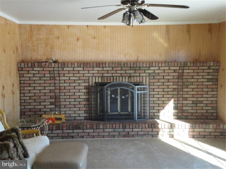 120 Hempstead Road Hamilton, NJ 08610 - Photo 5 of 5 Family Room