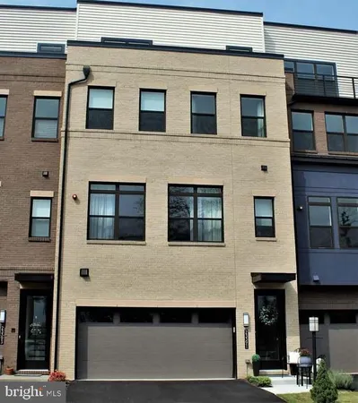 $967,500 | 23391 McDonald Loch Terrace, Ashburn, VA 20148
