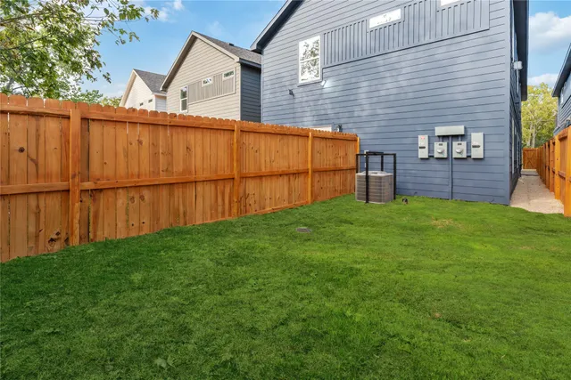 $469,000 | 9326 Firnat Street, Houston, TX 77016