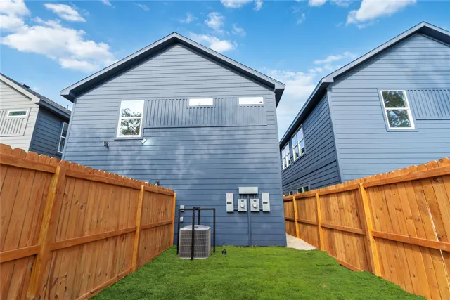 $469,000 | 9326 Firnat Street, Houston, TX 77016