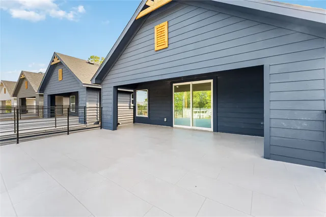 $469,000 | 9326 Firnat Street, Houston, TX 77016