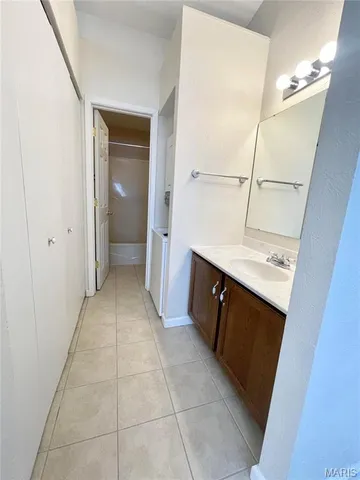 $850 | 103 Ashley Drive, Fairview Heights, IL 62208