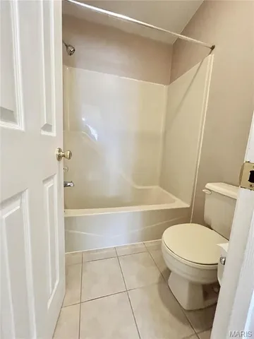 $850 | 103 Ashley Drive, Fairview Heights, IL 62208