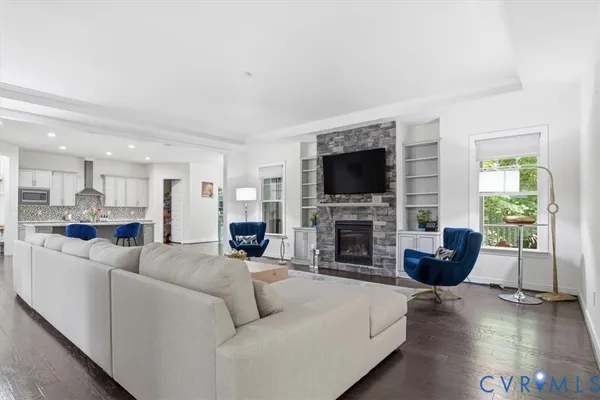 $1,100,000 | 1501 Bluewater Terrace, Chester, VA 23836