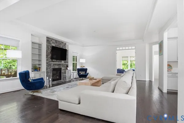 $1,100,000 | 1501 Bluewater Terrace, Chester, VA 23836