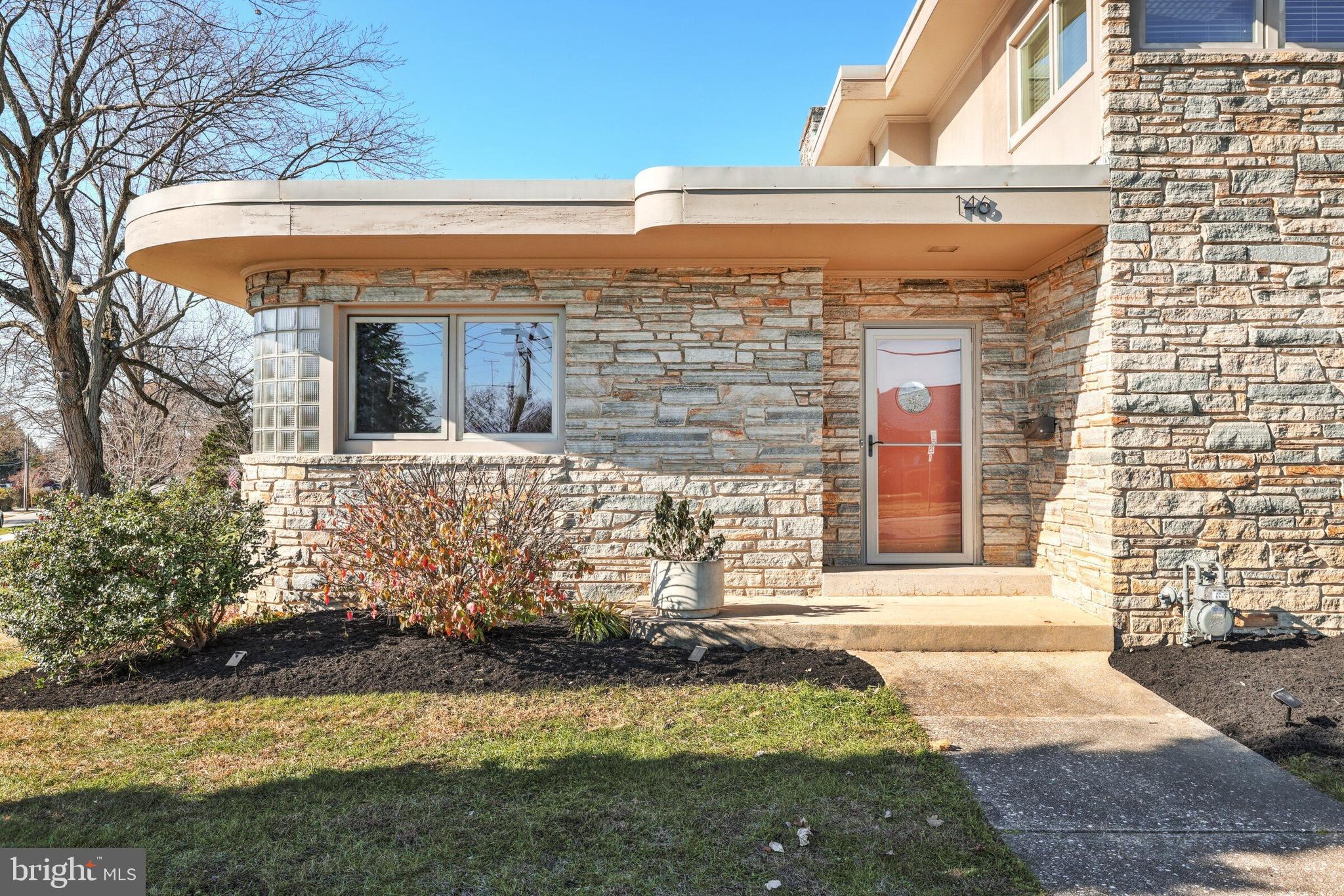 146 George Street Hanover, PA 17331 - Photo 2 of 83 Gallery Image 2