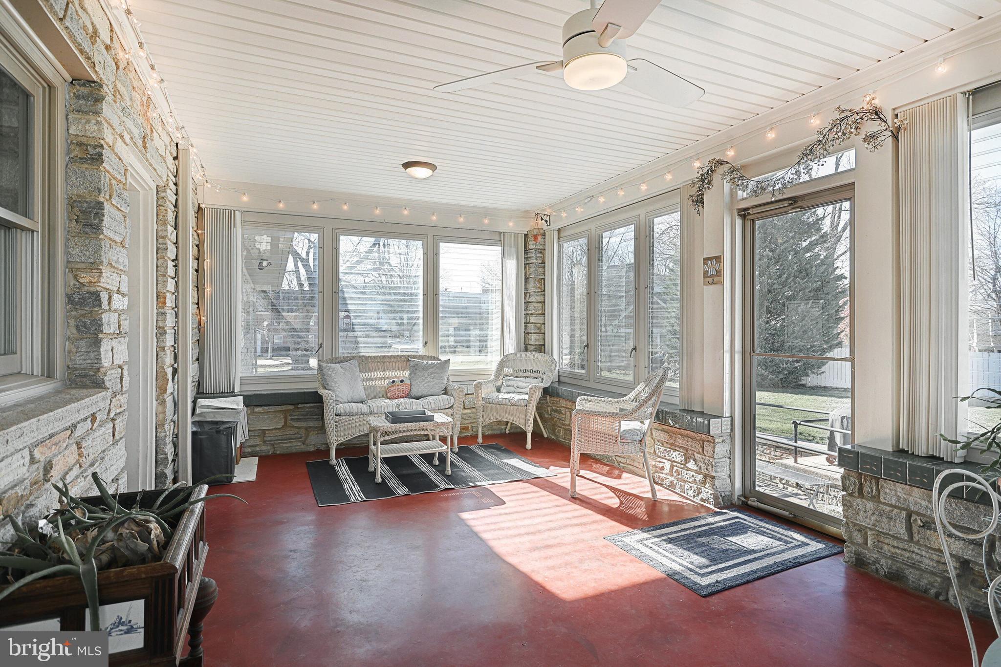 146 George Street Hanover, PA 17331 - Photo 34 of 83 Heated enclosed sunroom/backporch area