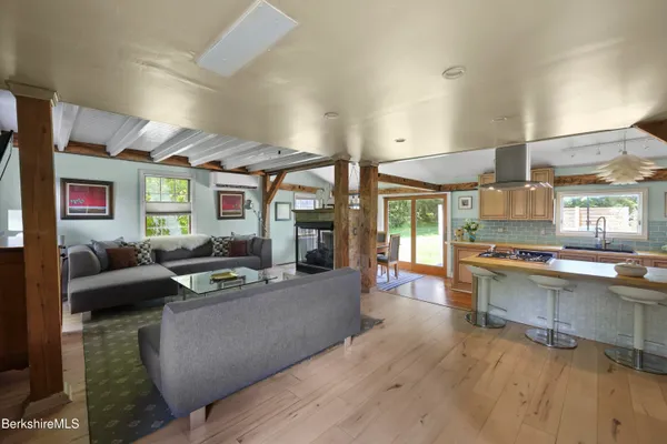 $820,000 | 9 Castle Hill Road, Stockbridge, MA 01262