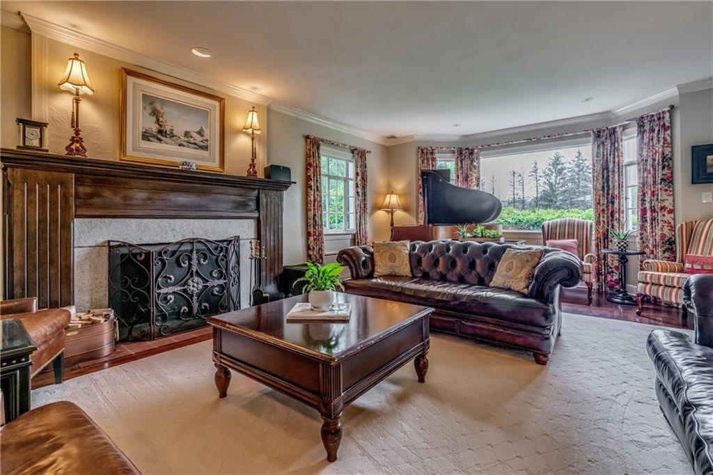 920 Fox Chapel Road Pittsburgh, PA 15238 - Photo 8 of 25 Gallery Image 8