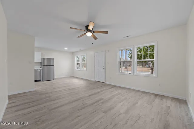 $184,000 | 211 South Jackson Street, Beulaville, NC 28518