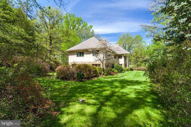 1290 Balls Hill Road McLean, VA 22101 - Photo 19 of 22 Exterior (General)