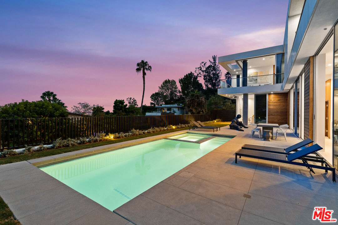 1301 Devlin Drive Los Angeles, CA 90069 - Photo 36 of 47