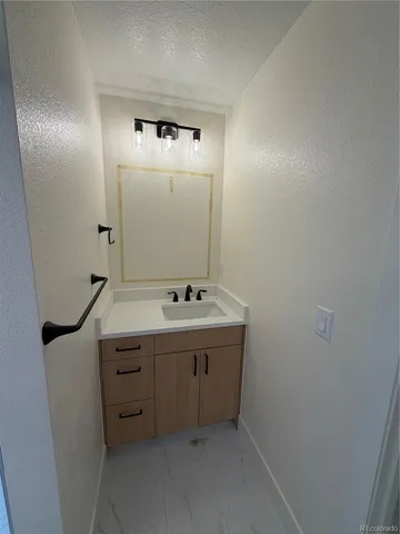 $3,800 | 9178 Roadrunner Drive, Highlands Ranch, CO 80129