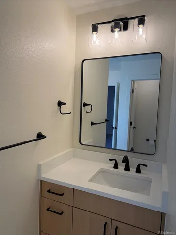 $3,400 | 9178 Roadrunner Drive, Highlands Ranch, CO 80129