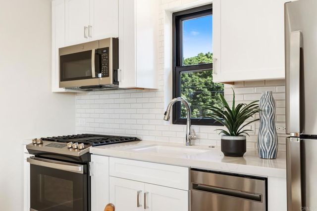 $2,625,000 | 3755 Adams Street, Carlsbad, CA 92008