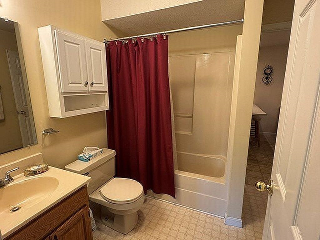 227 Main Street, Unit 235 Lincoln, NH 03251 - Photo 21 of 45