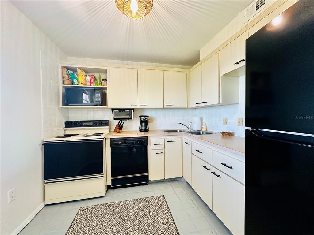 9397 Midnight Pass Road, Unit P3 Sarasota, FL 34242 - Photo 13 of 74