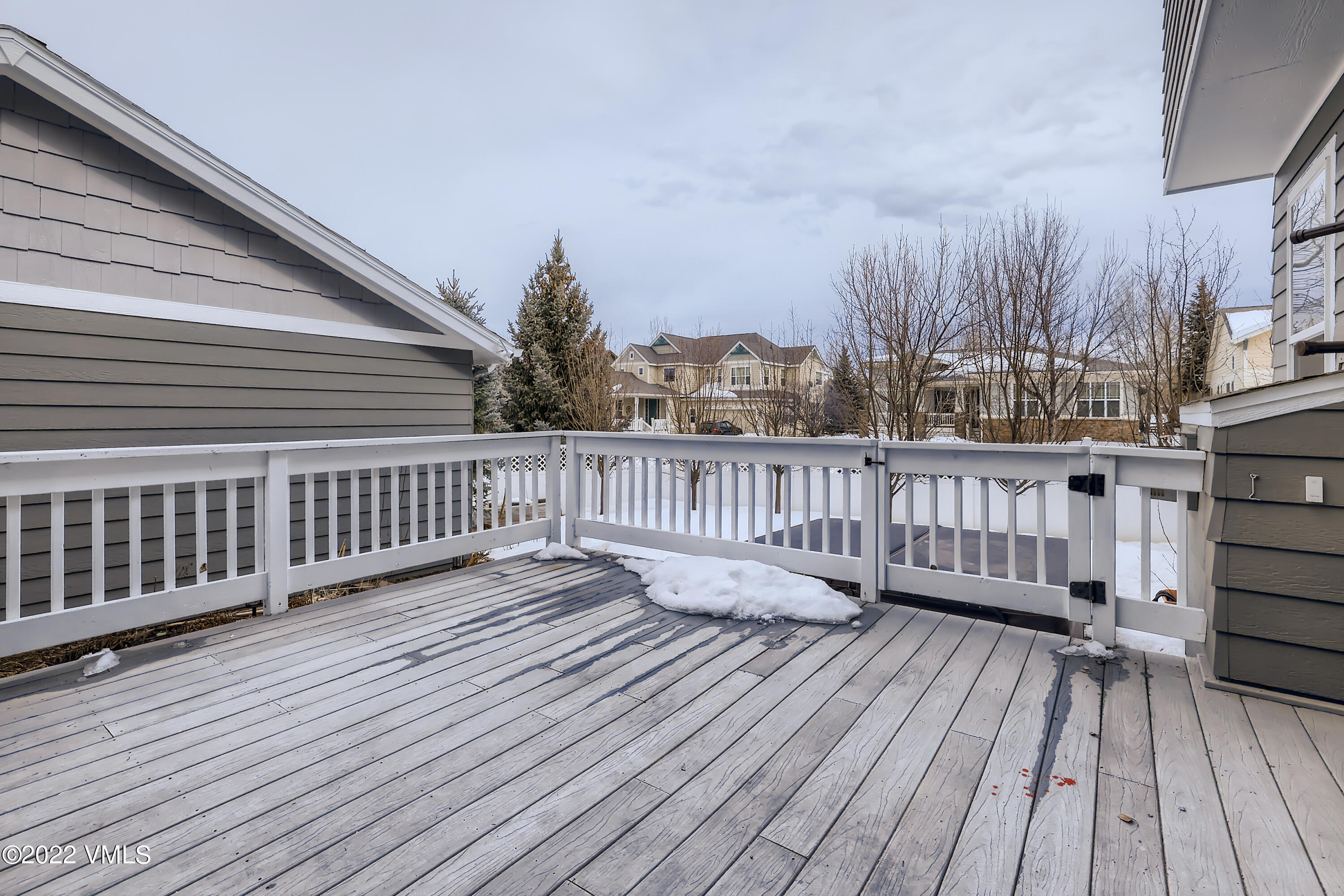279 Longview Avenue Eagle, CO 81631 - Photo 12 of 30 a view of deck with wooden floor and fence