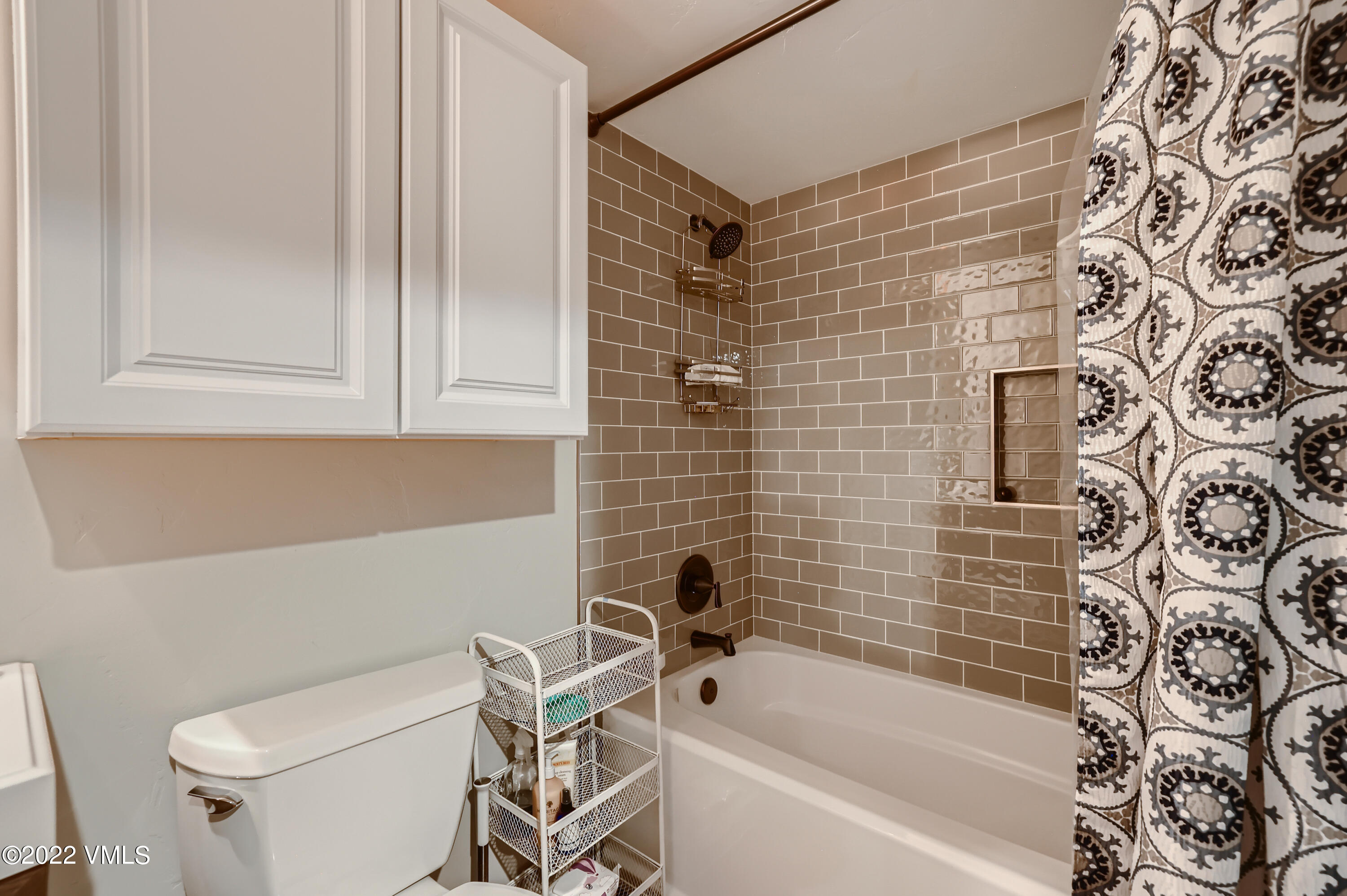 279 Longview Avenue Eagle, CO 81631 - Photo 22 of 30 a bathroom with a bathtub and shower