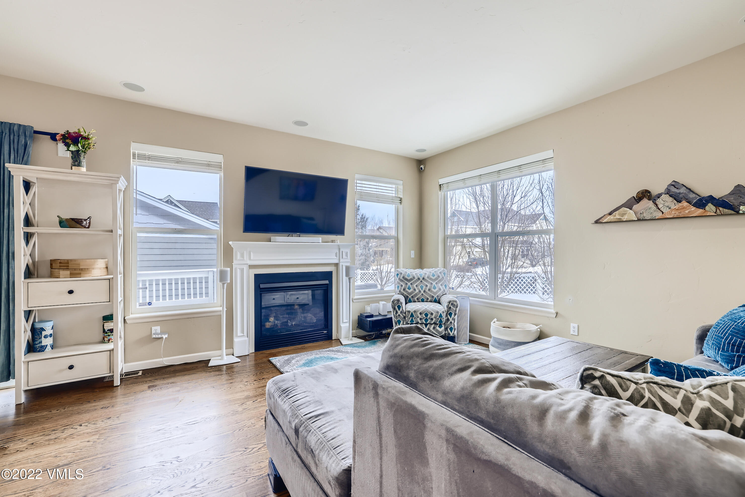 279 Longview Avenue Eagle, CO 81631 - Photo 6 of 30 a bed room with a bed and a television