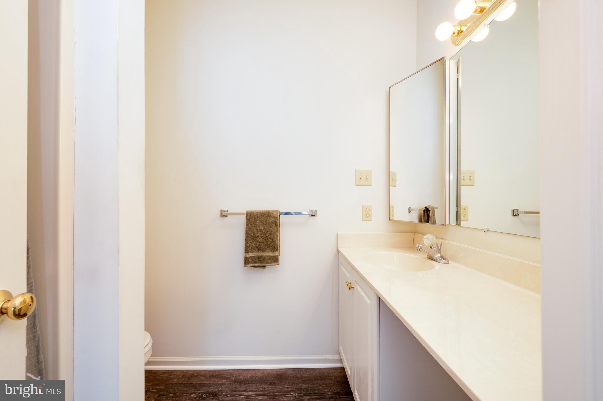 16 Creighton Circle Reading, PA 19607 - Photo 20 of 31 Main level full bathroom with shower stall