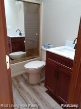 1036 Walnut Grove Rochester, MI 48306 - Photo 5 of 11