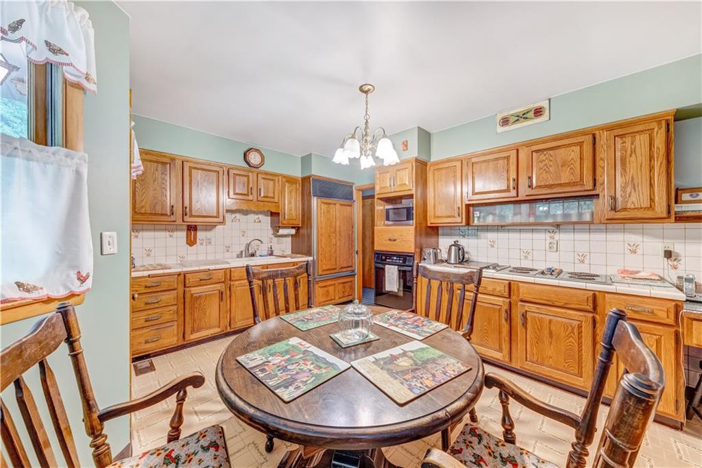 2 Monier Road Gibsonia, PA 15044 - Photo 6 of 25