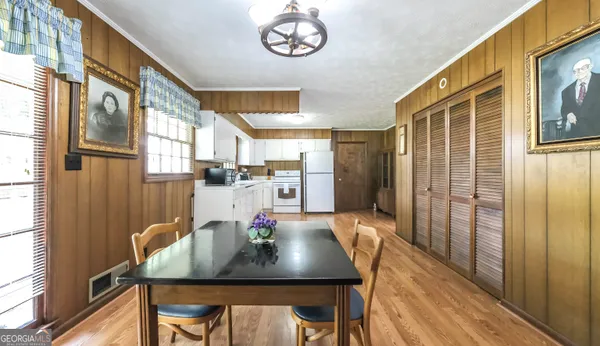 $249,999 | 416 Robertson Avenue, Tallapoosa, GA 30176
