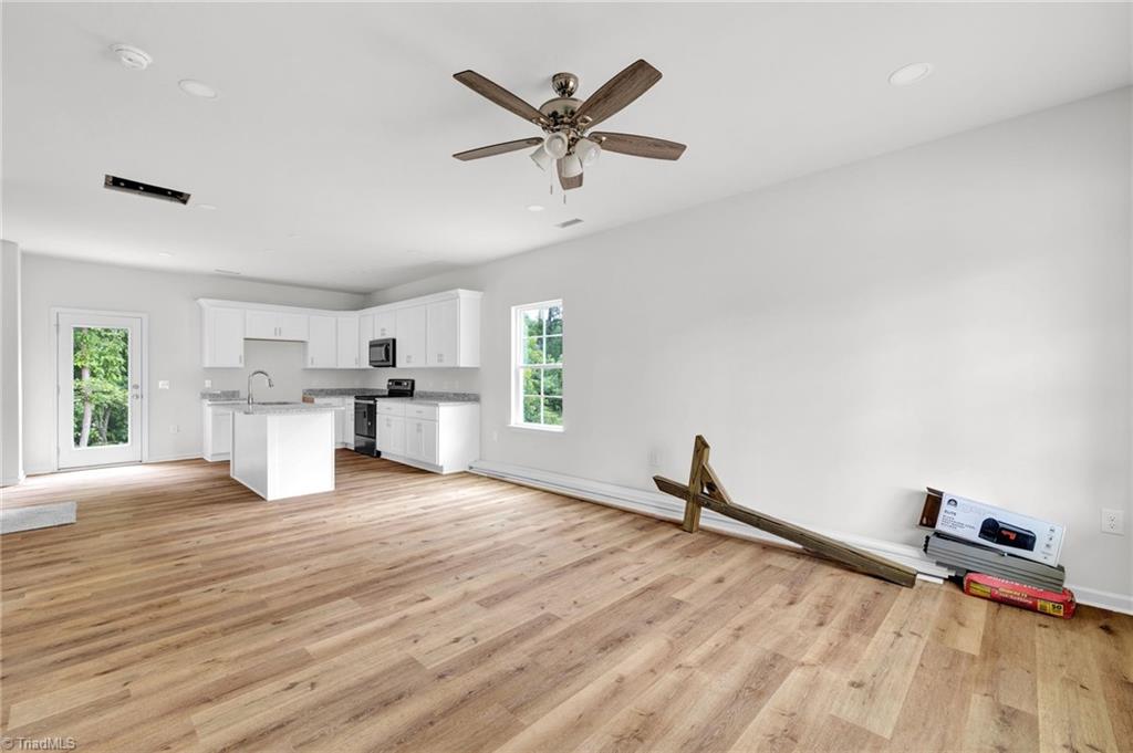 4803 Fewell Road Greensboro, NC 27405 - Photo 3 of 22 Gallery Image 3
