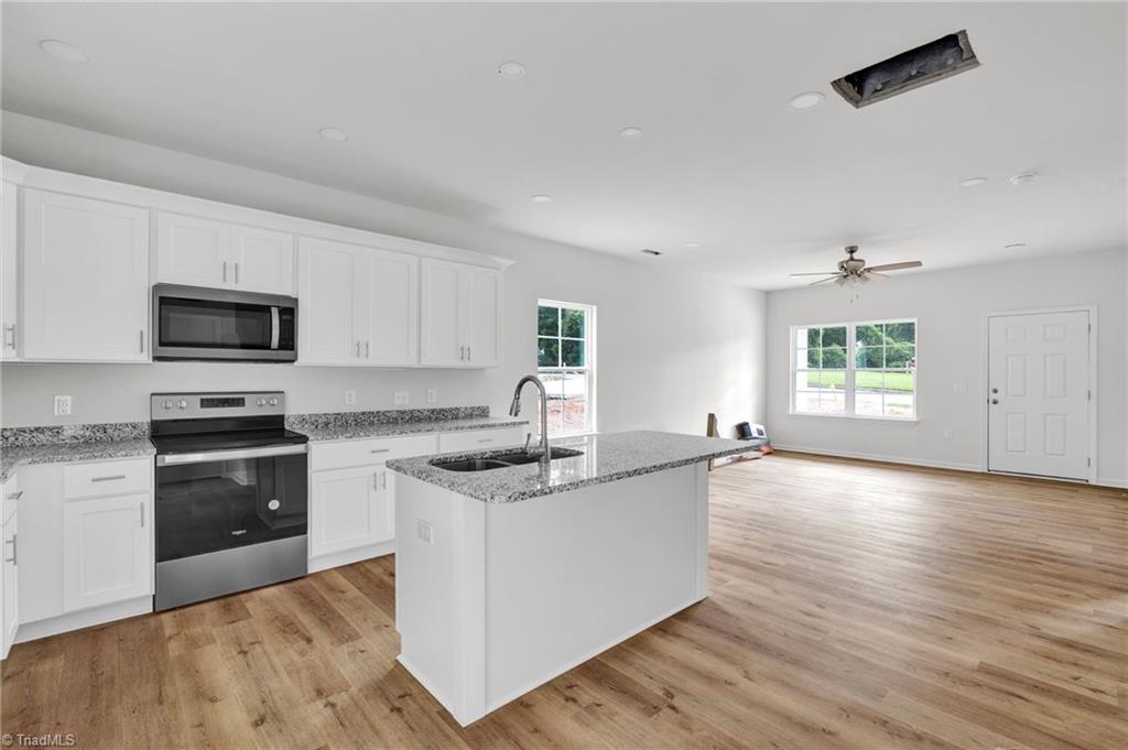 4803 Fewell Road Greensboro, NC 27405 - Photo 6 of 22 Gallery Image 6