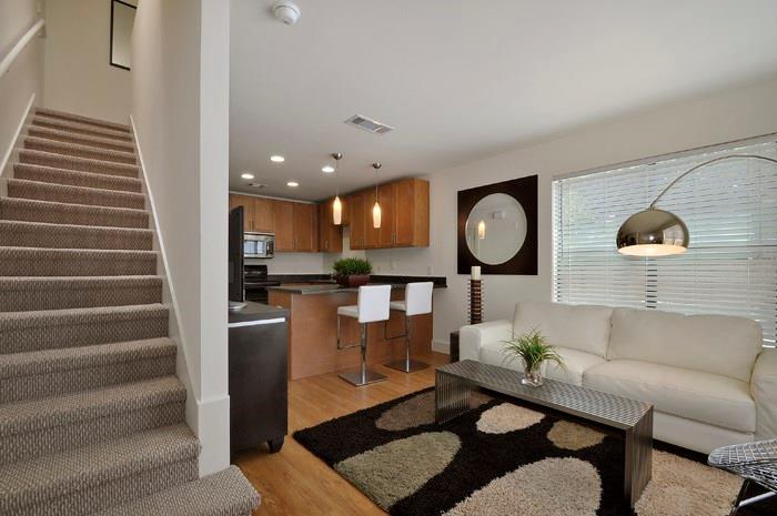 711 West 32nd Street, Unit 106 Austin, TX 78705 - Photo 2 of 11