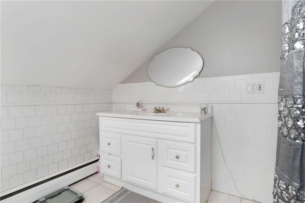 42 Raphael Avenue Providence, RI 02904 - Photo 14 of 24 Gallery Image 14