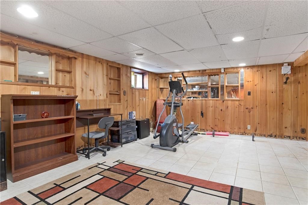 42 Raphael Avenue Providence, RI 02904 - Photo 19 of 24 Gallery Image 19