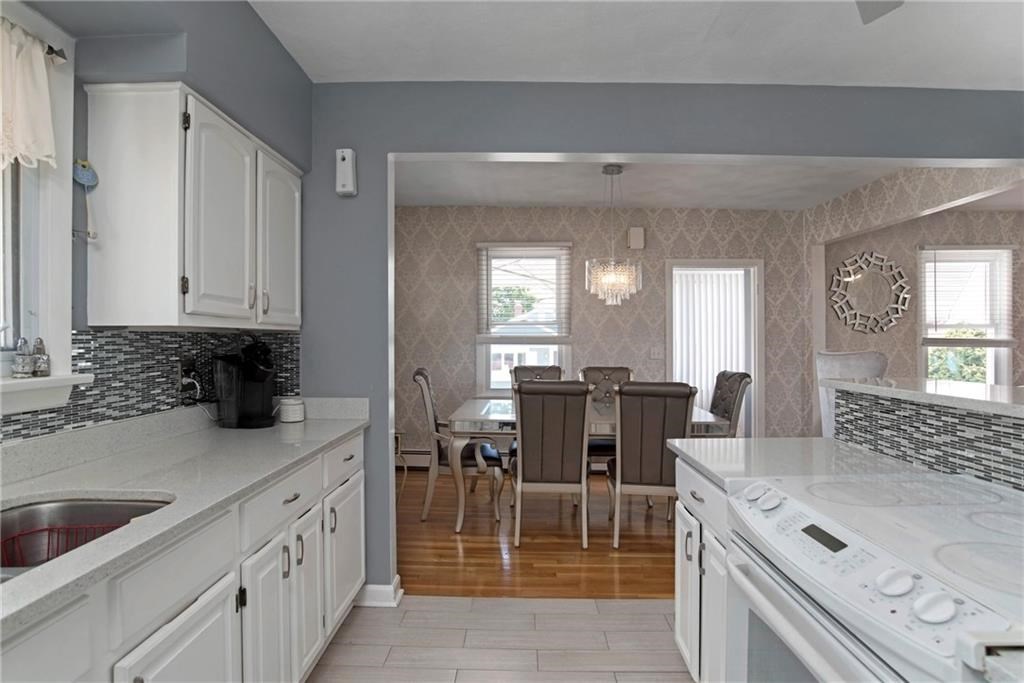 42 Raphael Avenue Providence, RI 02904 - Photo 3 of 24 Gallery Image 3