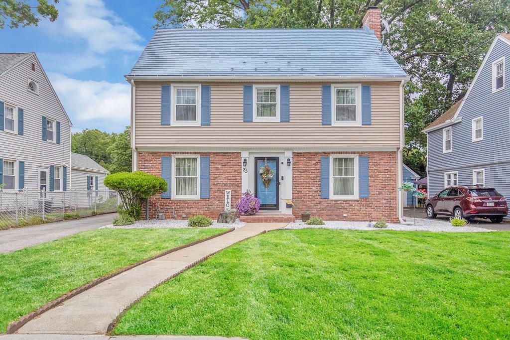 83 Wexford Street Springfield, MA 01118 - Photo 1 of 40