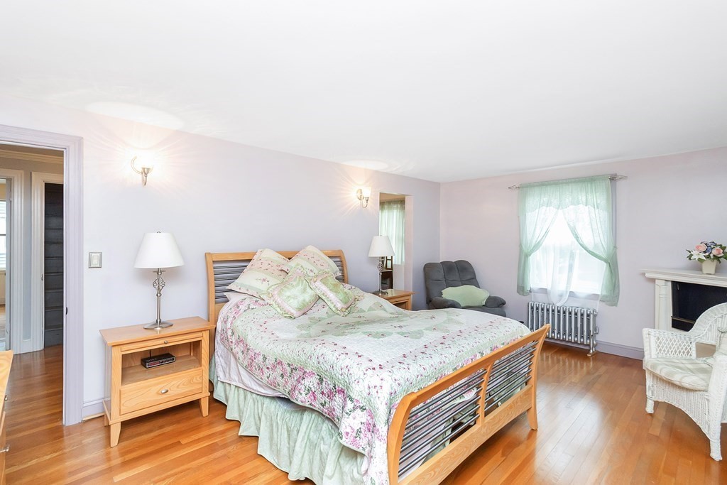83 Wexford Street Springfield, MA 01118 - Photo 13 of 40