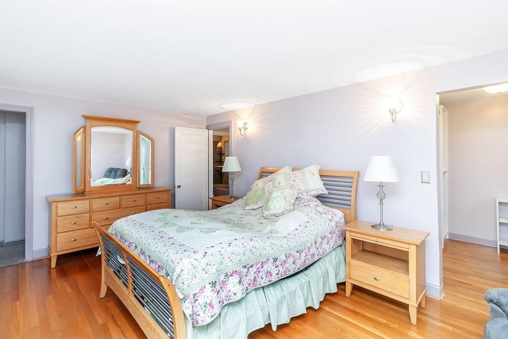 83 Wexford Street Springfield, MA 01118 - Photo 14 of 40