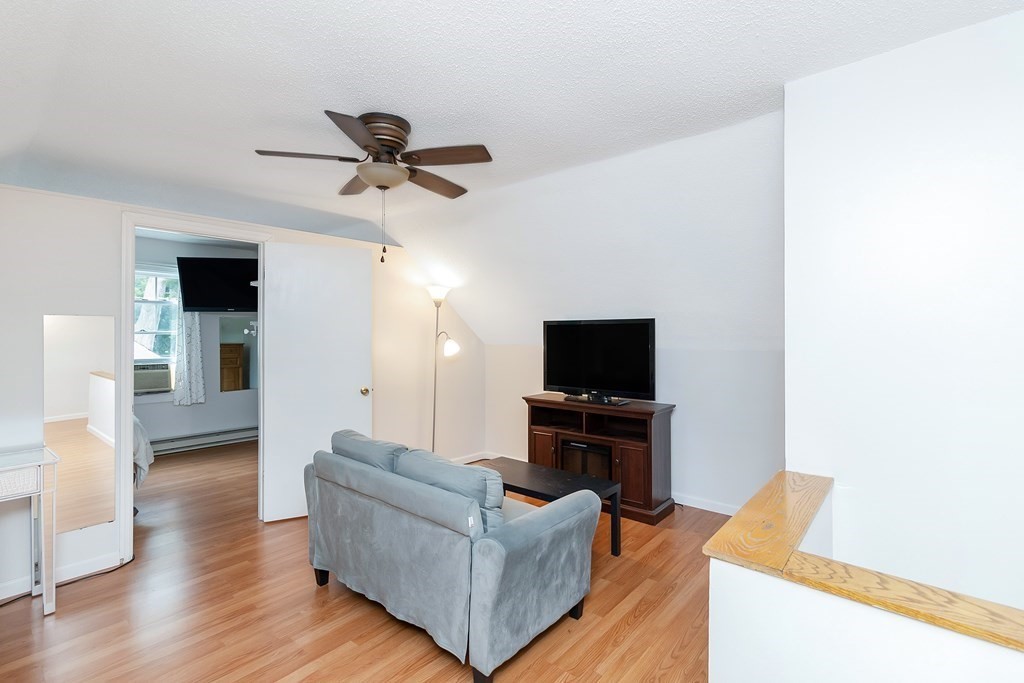 83 Wexford Street Springfield, MA 01118 - Photo 28 of 40