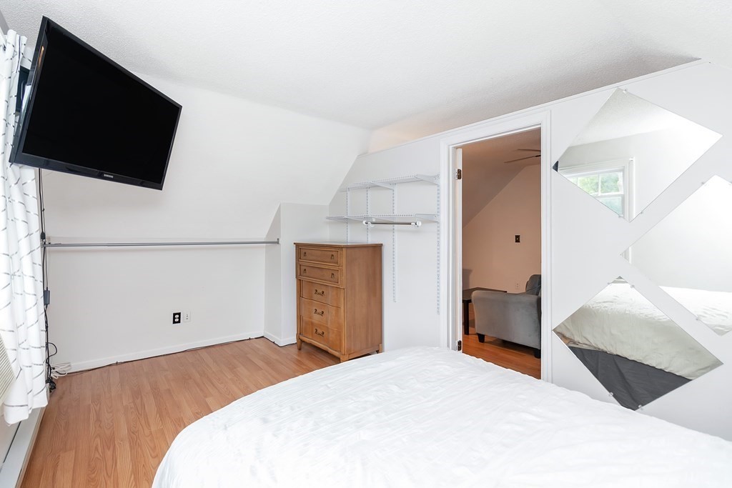 83 Wexford Street Springfield, MA 01118 - Photo 29 of 40