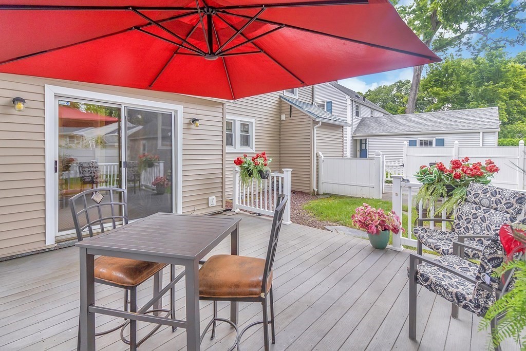 83 Wexford Street Springfield, MA 01118 - Photo 35 of 40