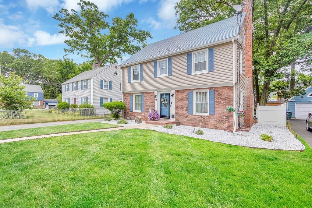 83 Wexford Street Springfield, MA 01118 - Photo 37 of 40