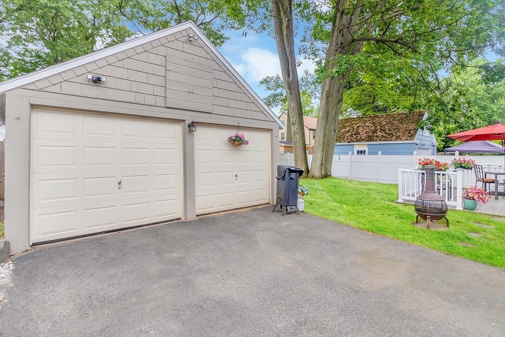 83 Wexford Street Springfield, MA 01118 - Photo 39 of 40