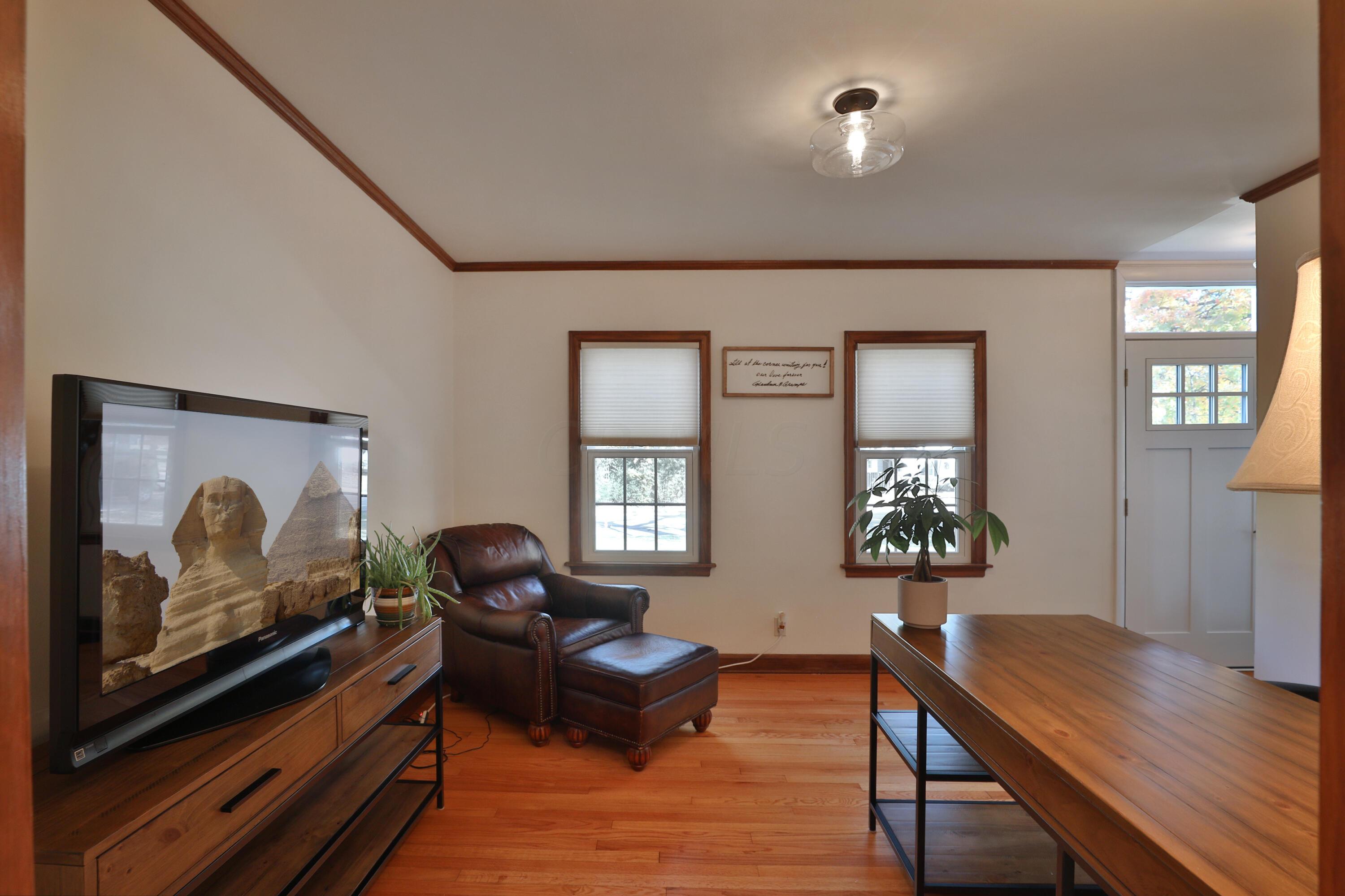 2241 Fishinger Road Columbus, OH 43221 - Photo 17 of 39 2241-Fishinger-17