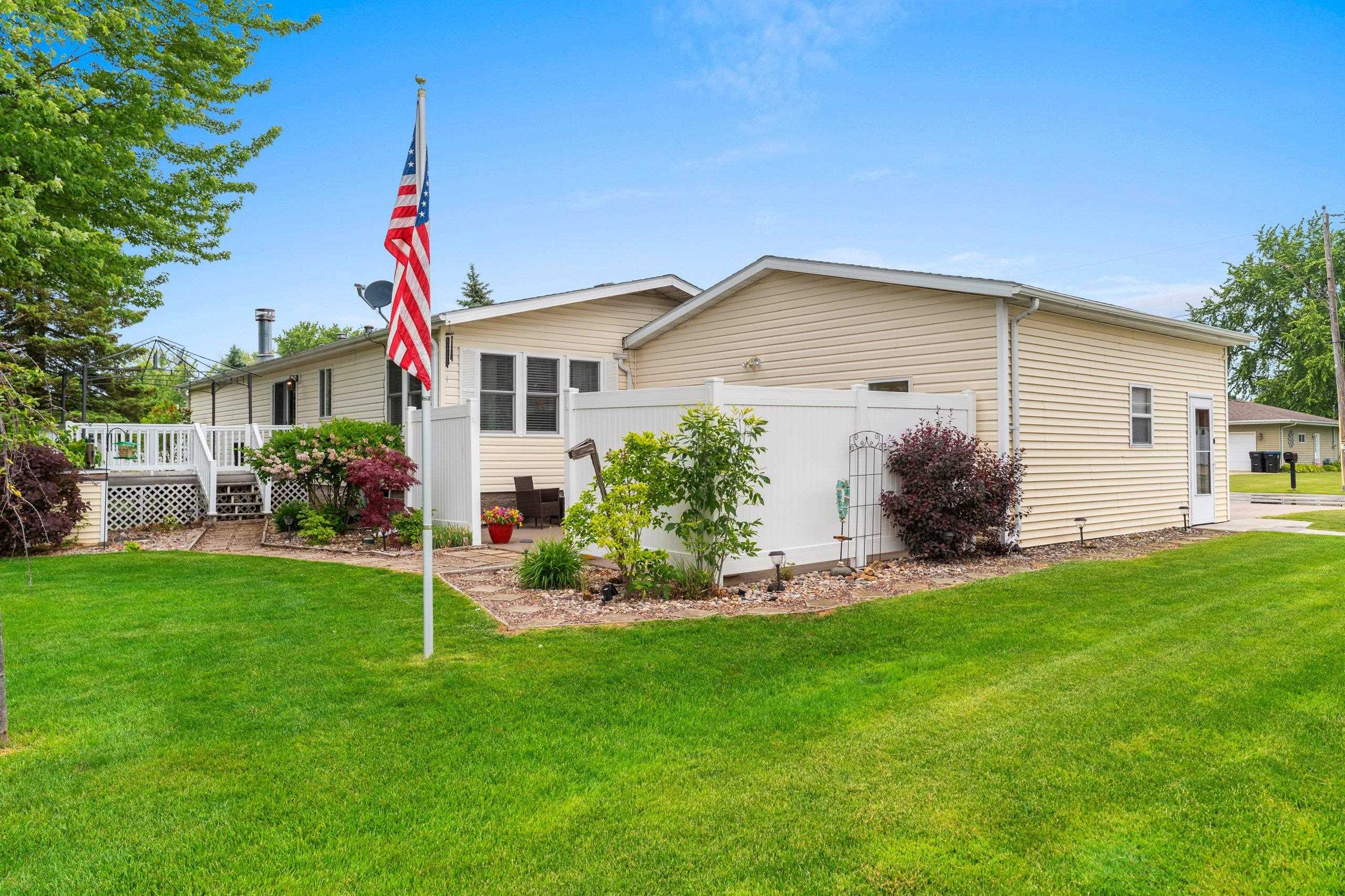 104 West Baehr Street Cecil, WI 54111 - Photo 63 of 64