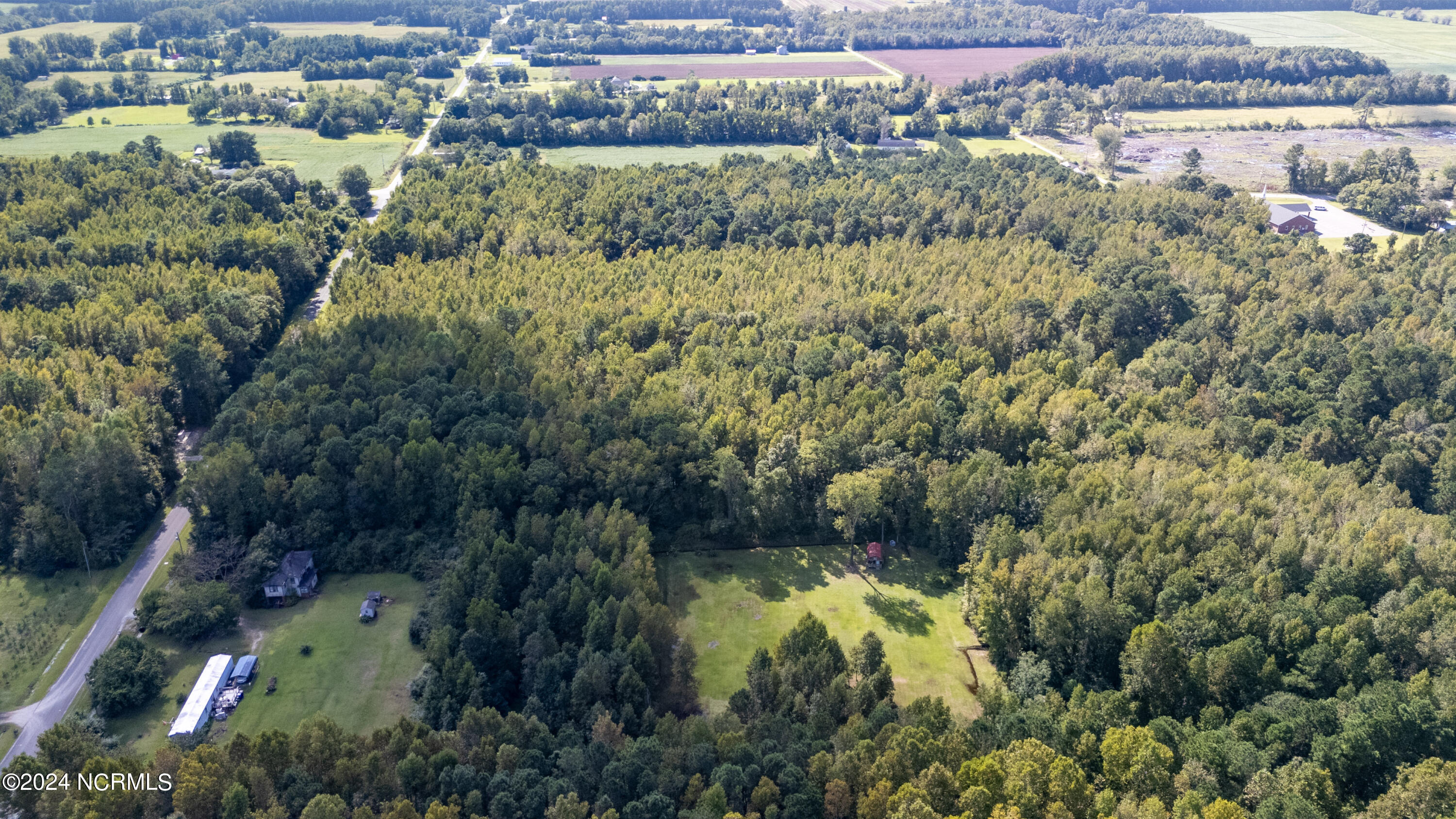 1414 State Road Burgaw, NC 28425 - Photo 6 of 32 16-DJI_20240921152845_0059_D-HDR