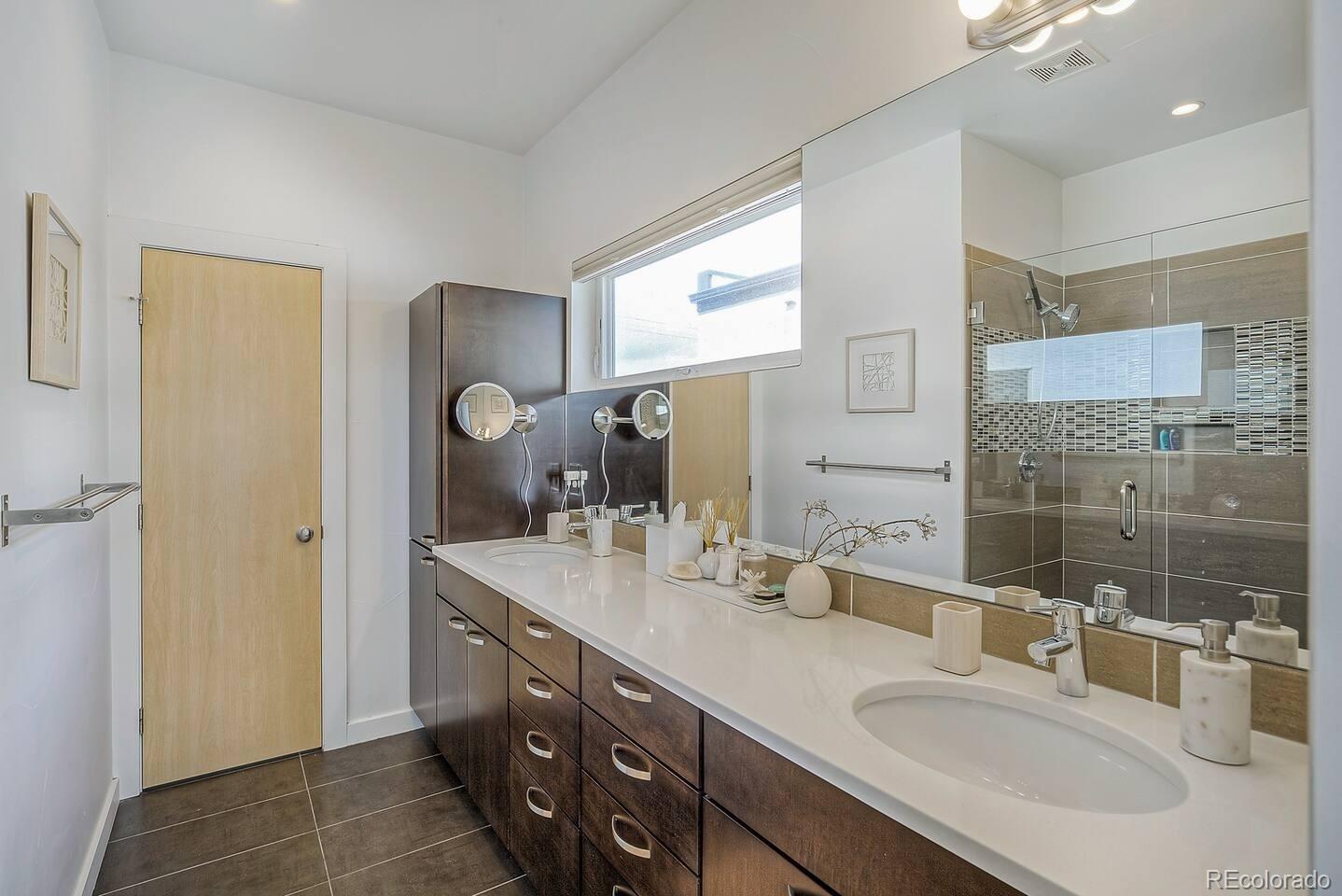 3945 Stuart Street Denver, CO 80212 - Photo 7 of 19 Gallery Image 7
