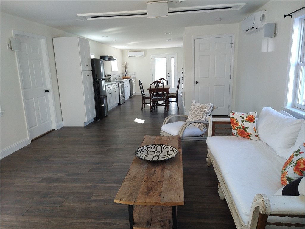 7 Birch Swamp Road Warren, RI 02885 - Photo 5 of 24 Gallery Image 5