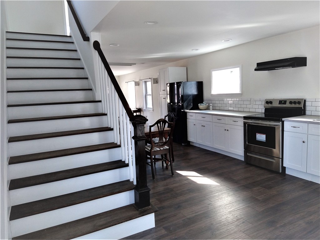 7 Birch Swamp Road Warren, RI 02885 - Photo 8 of 24 Gallery Image 8